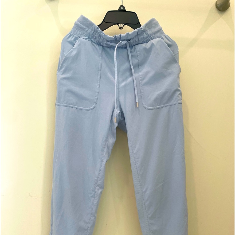 Lululemon Beyond the Studio Lined girls women pants size 6